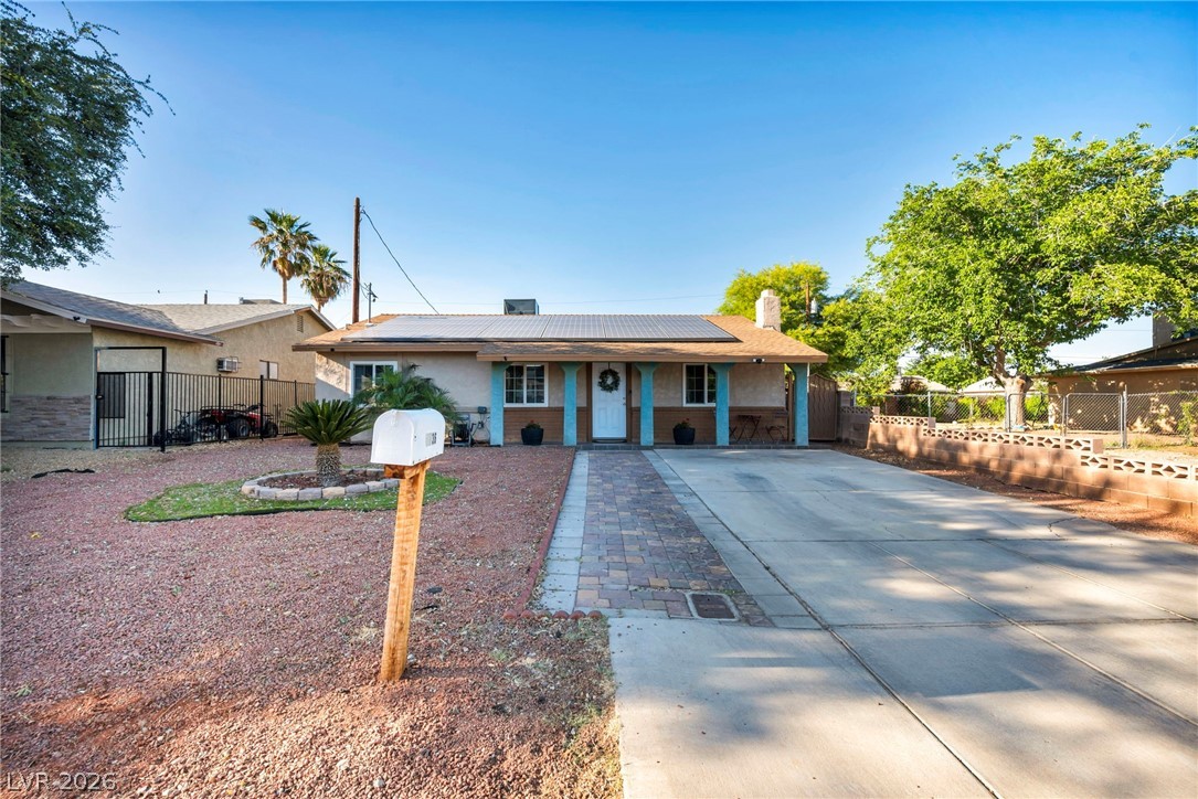 4736 Mohave Avenue Las Vegas NV 89104