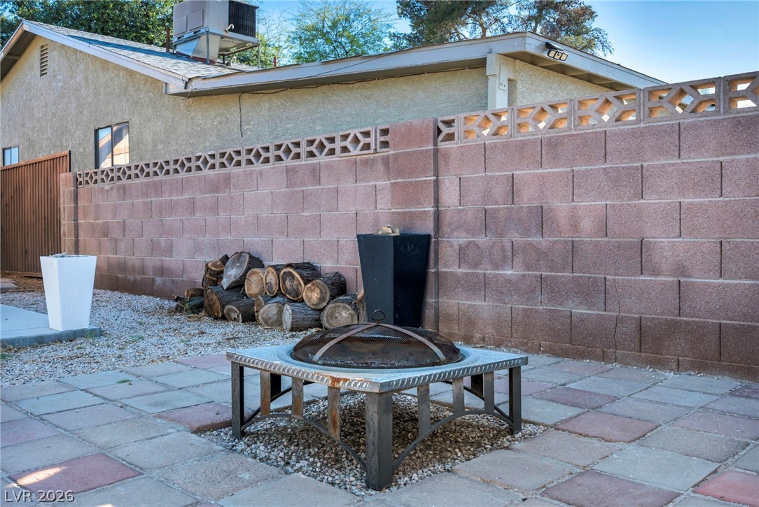 4736 Mohave Avenue Las Vegas NV 89104