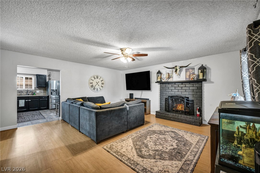 4736 Mohave Avenue Las Vegas NV 89104