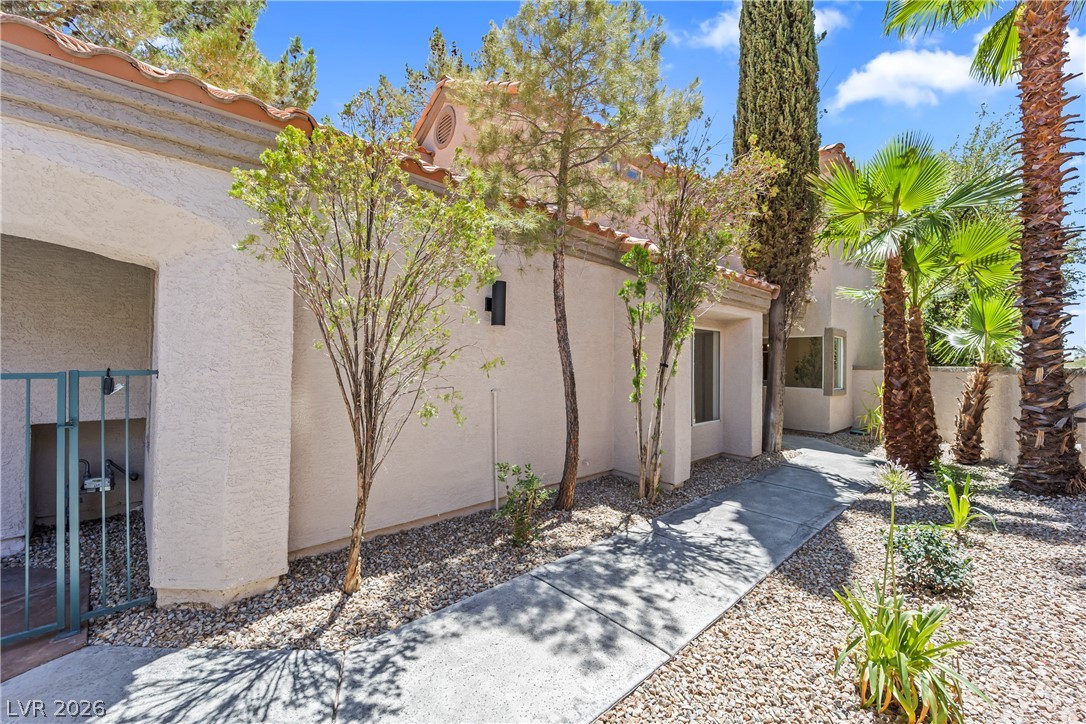8921 Diamond Falls Drive Las Vegas NV 89117