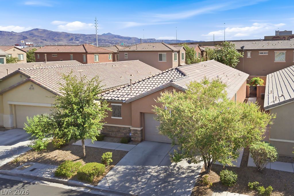 743 Crest Valley Place Henderson NV 89011