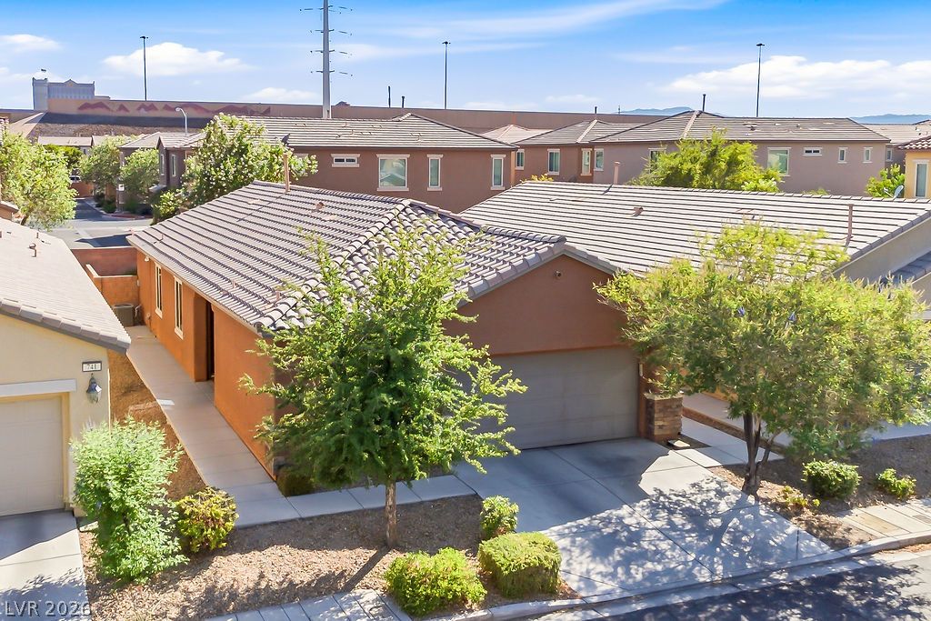 743 Crest Valley Place Henderson NV 89011