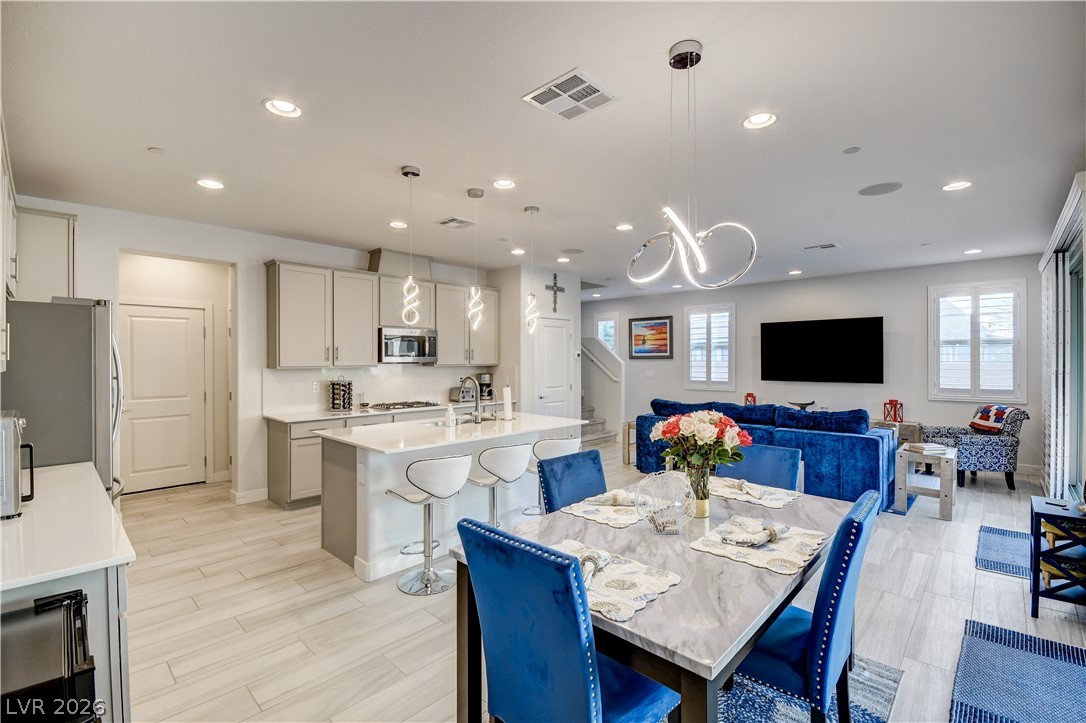47 Flora Sagio Avenue Henderson NV 89011