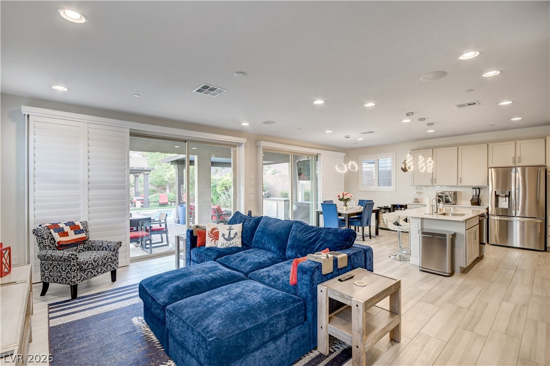 47 Flora Sagio Avenue Henderson NV 89011