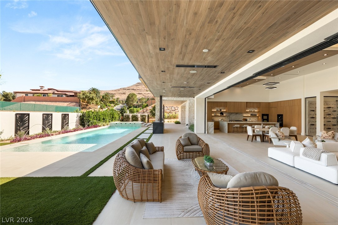 73 Olympia Canyon Way Las Vegas NV 89141