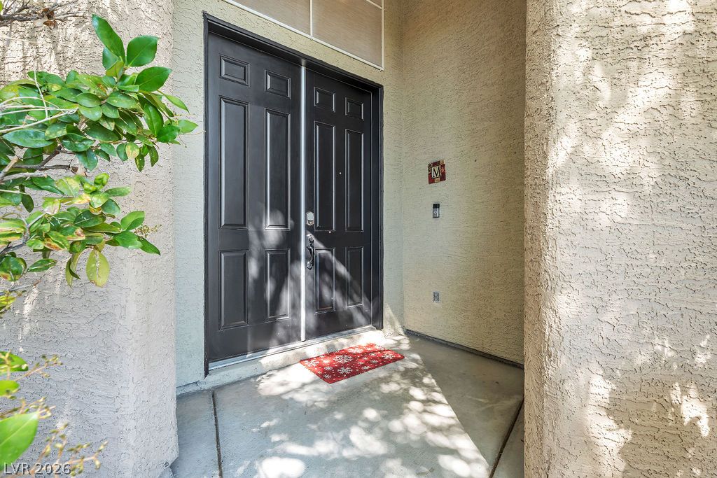 8221 Glistening Rush Street Las Vegas NV 89131