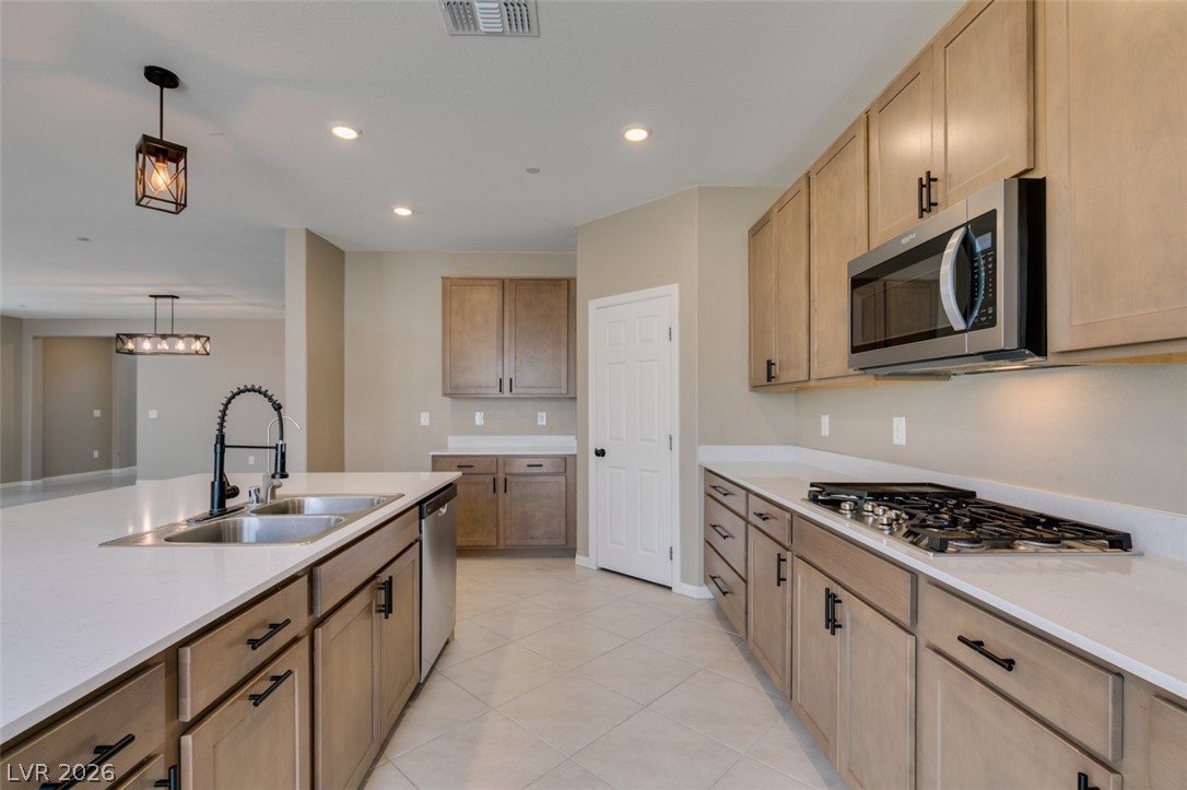 9949 Locking Biner Avenue Las Vegas NV 89166