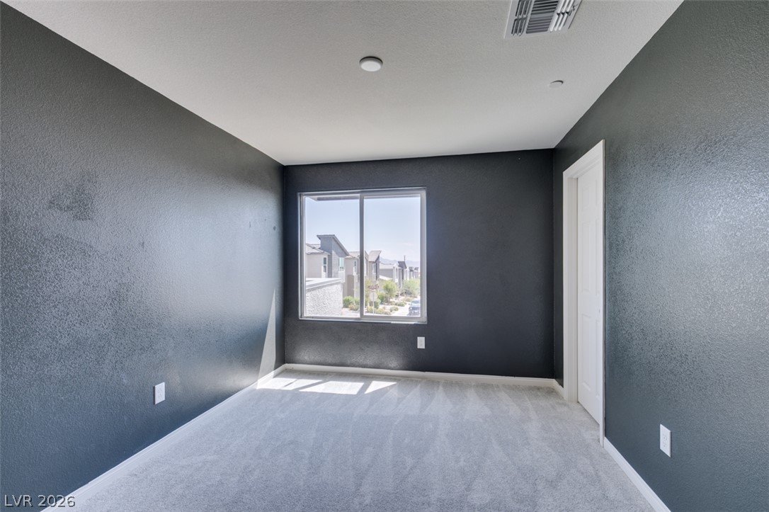 9949 Locking Biner Avenue Las Vegas NV 89166