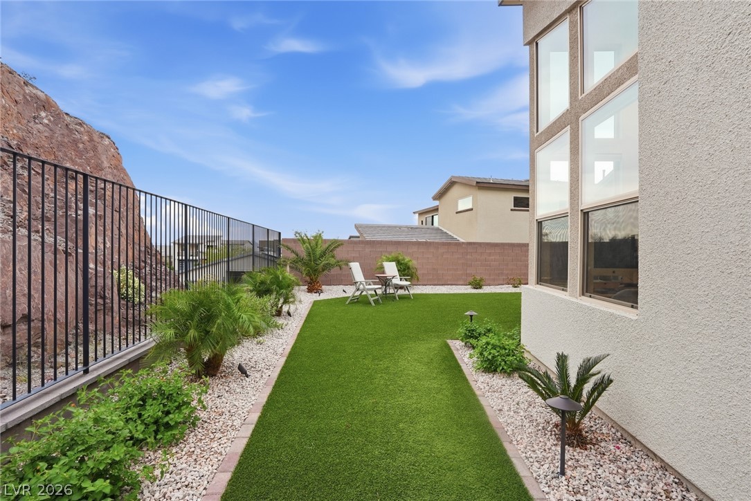 1917 Regal Bluff Drive Henderson NV 89052