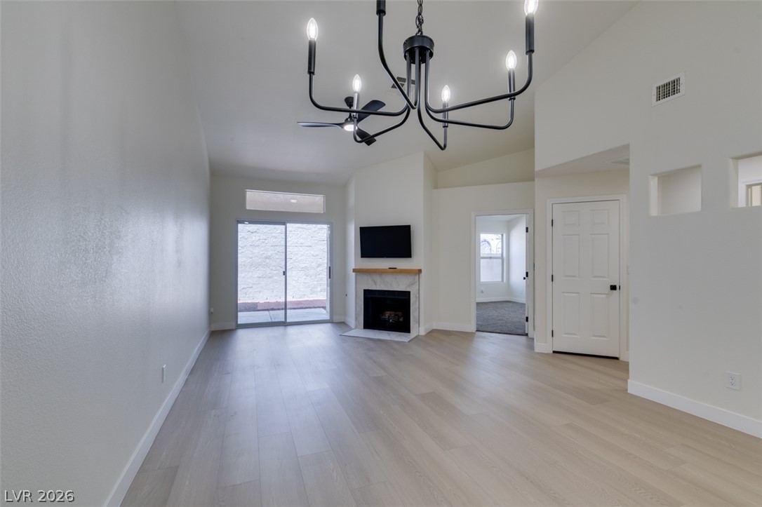9712 Fionna Lane 102 Las Vegas NV 89129