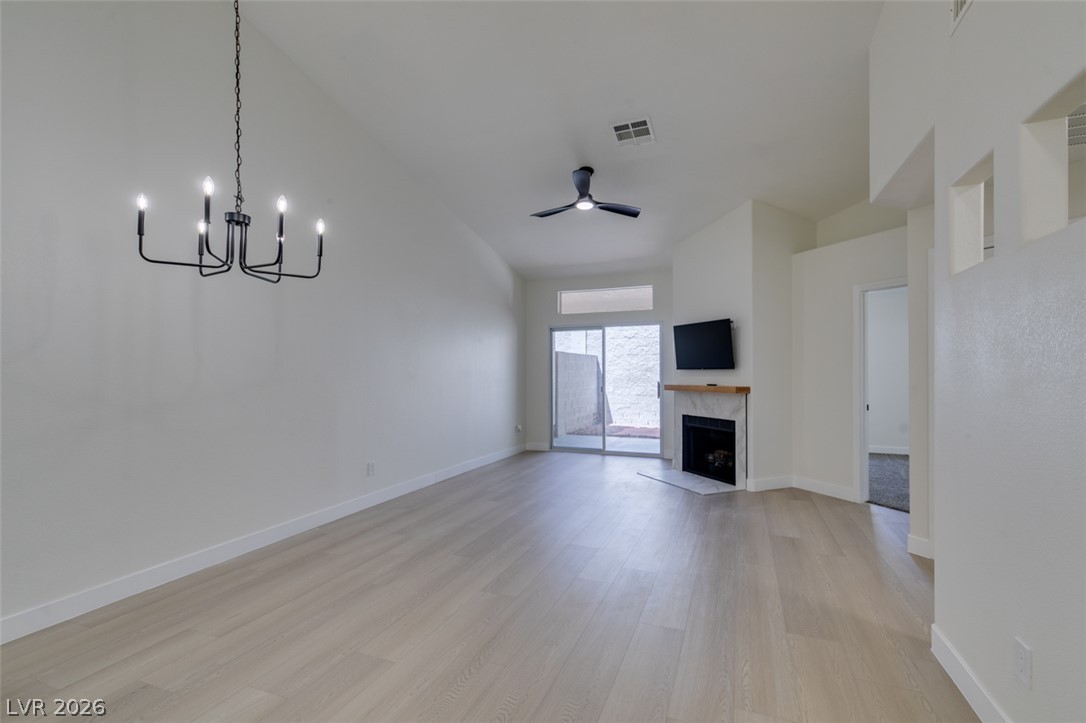 9712 Fionna Lane 102 Las Vegas NV 89129