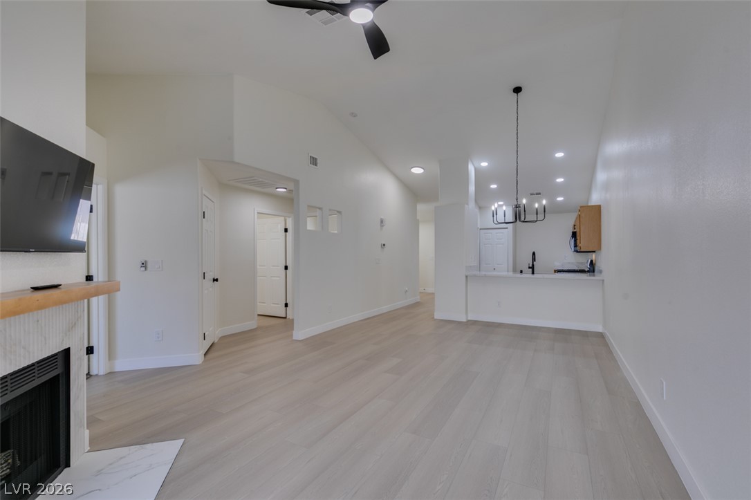 9712 Fionna Lane 102 Las Vegas NV 89129