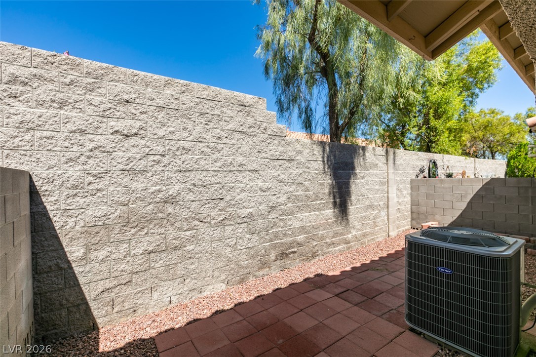 9712 Fionna Lane 102 Las Vegas NV 89129