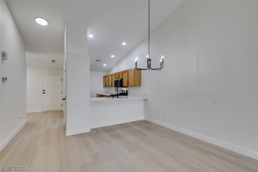 9712 Fionna Lane 102 Las Vegas NV 89129