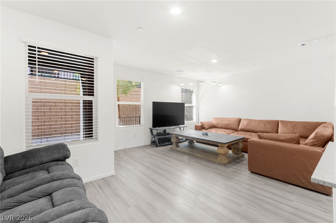 6921 Honor Hill Street Las Vegas NV 89166