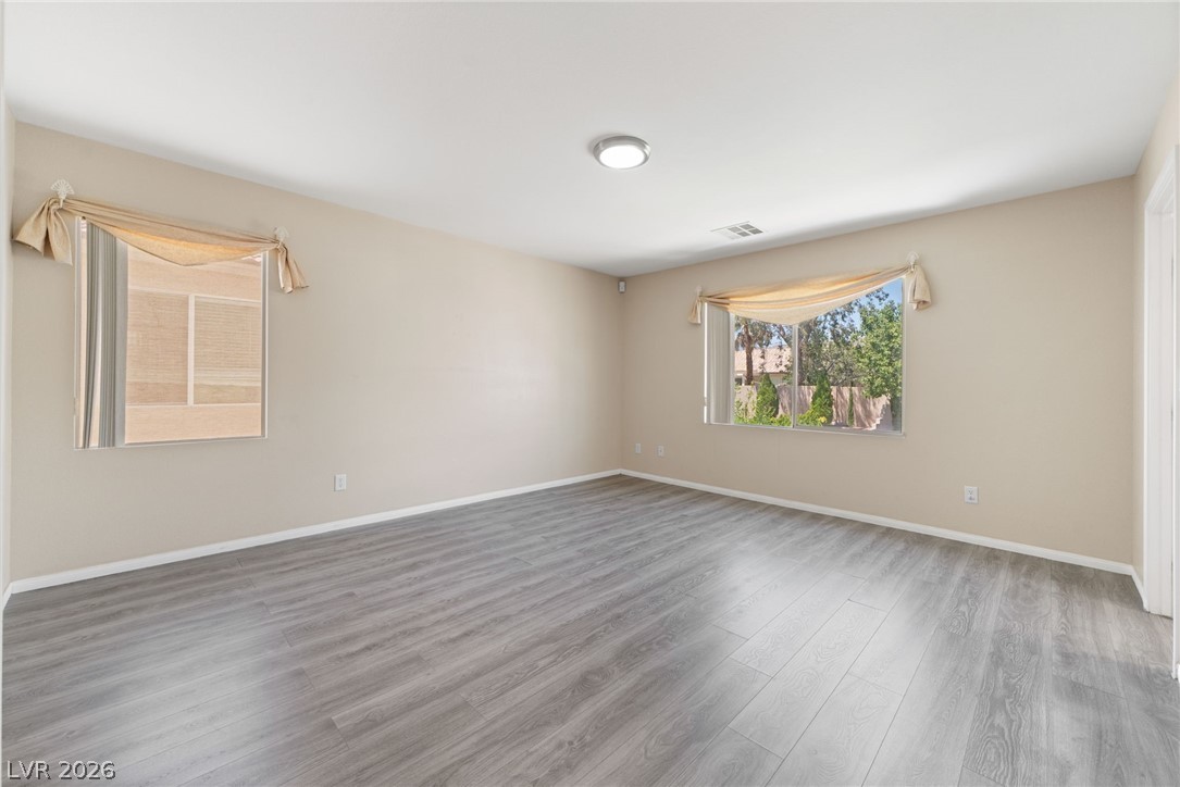 5049 Shadow Valley Street Las Vegas NV 89148