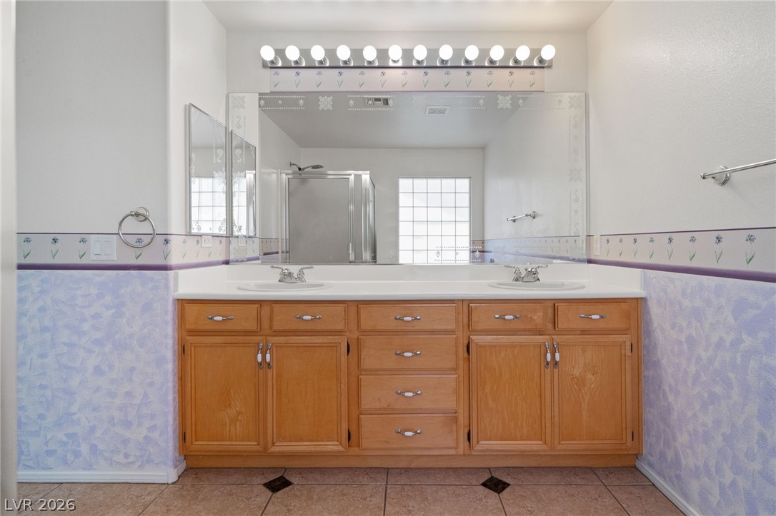 5049 Shadow Valley Street Las Vegas NV 89148