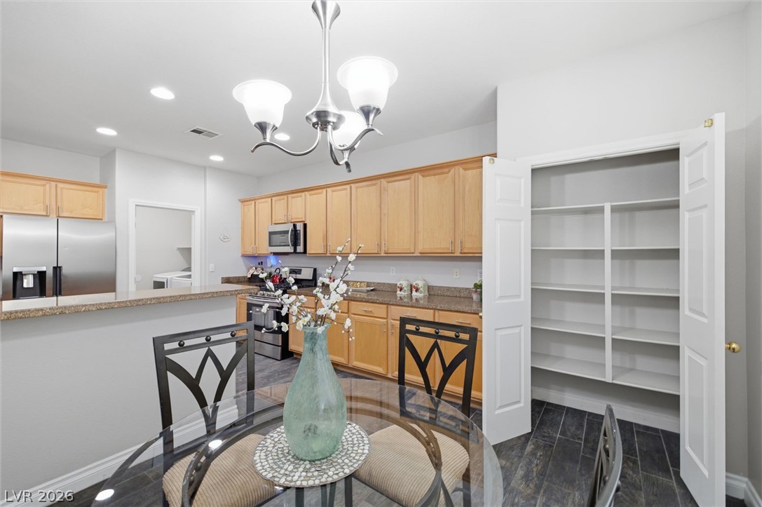 321 Arrowbird Avenue North Las Vegas NV 89031