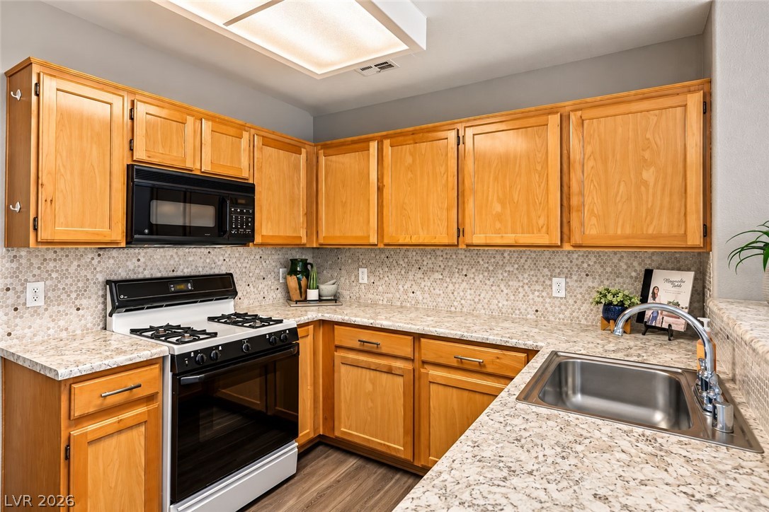 6416 Angel Mountain Avenue Las Vegas NV 89130