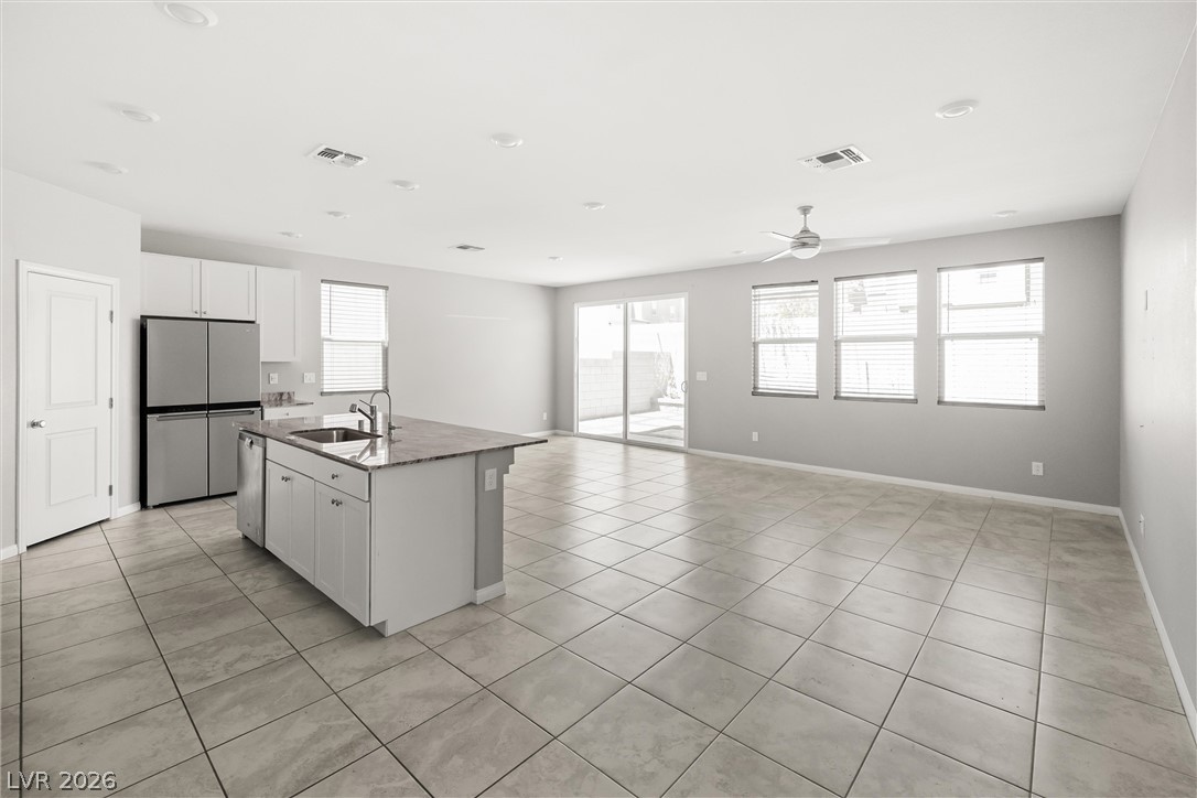 10163 Kings Amethyst Street Las Vegas NV 89141