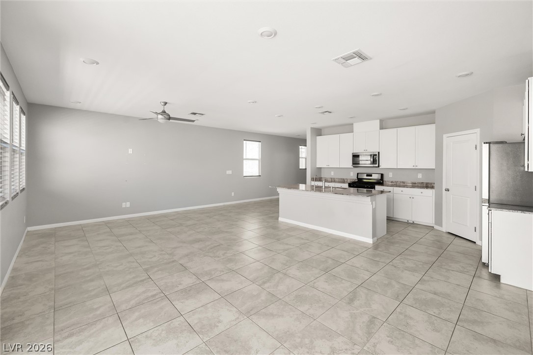 10163 Kings Amethyst Street Las Vegas NV 89141