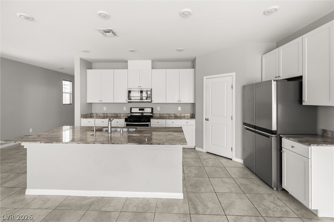 10163 Kings Amethyst Street Las Vegas NV 89141