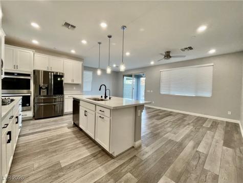 12510 Oregon Cherry Avenue Las Vegas NV 89138
