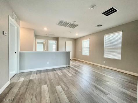 12510 Oregon Cherry Avenue Las Vegas NV 89138