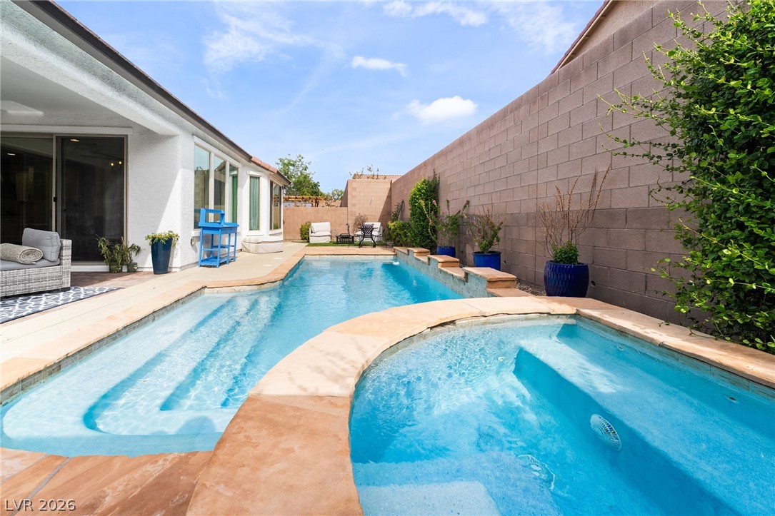 9537 Wild Valley Avenue Las Vegas NV 89148