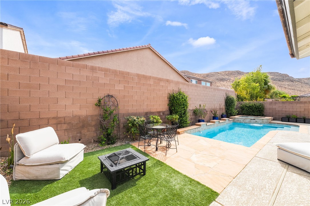 9537 Wild Valley Avenue Las Vegas NV 89148