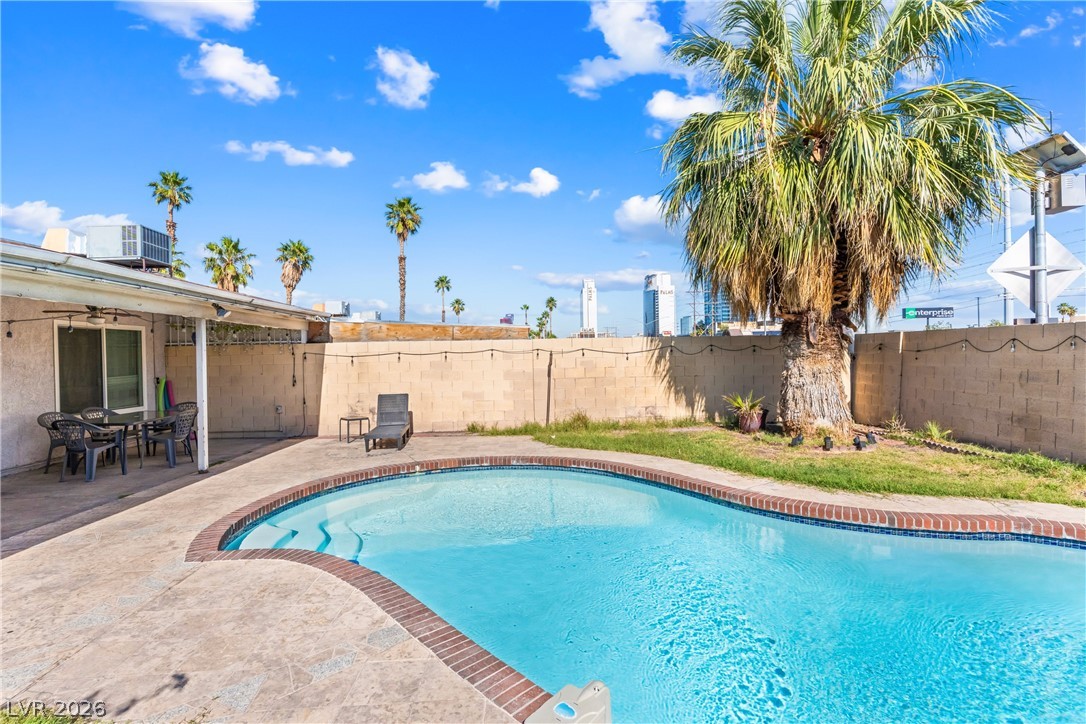 4609 Via Torino Las Vegas NV 89103