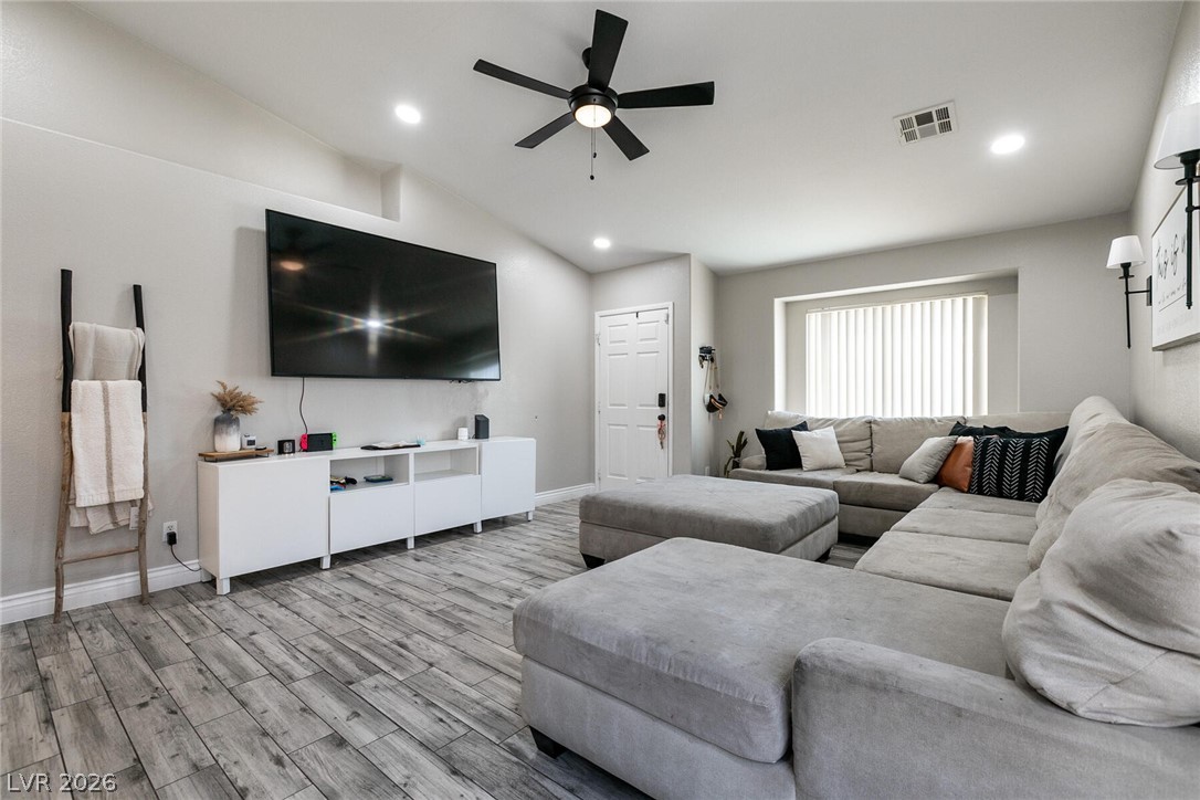 5988 Turtle River Avenue Las Vegas NV 89156