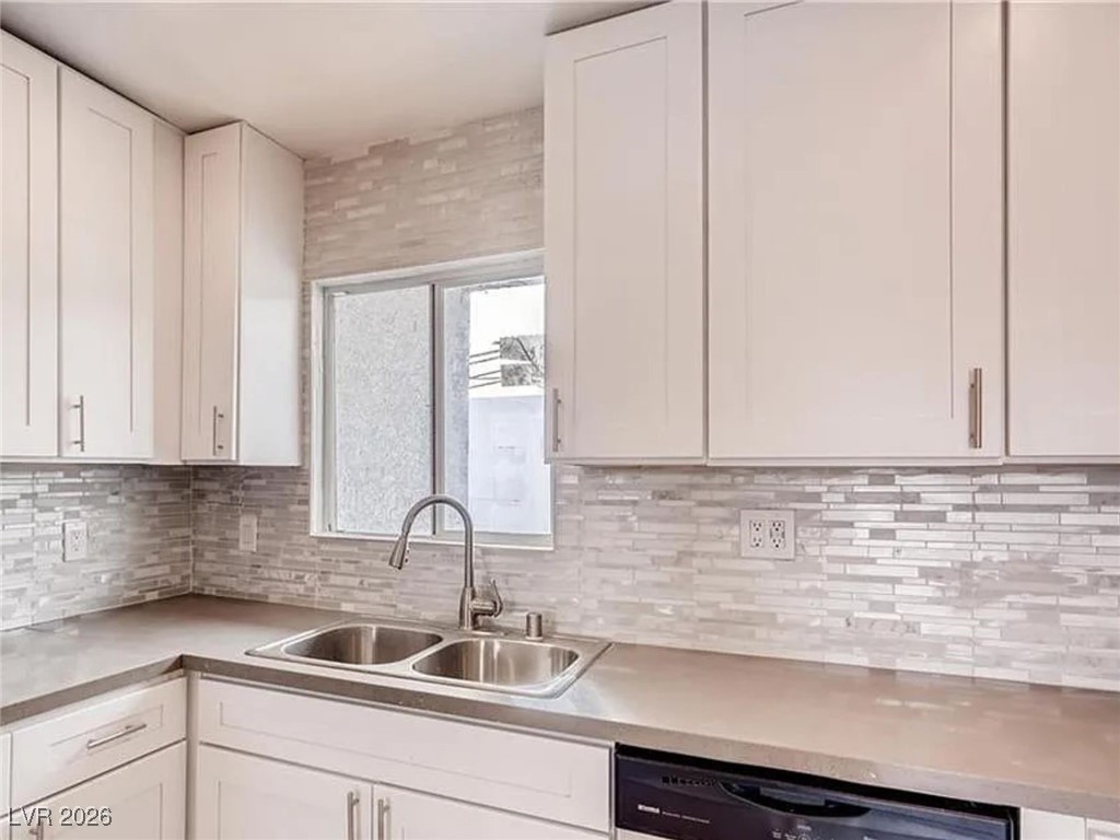 5903 Dodd Street Las Vegas NV 89122