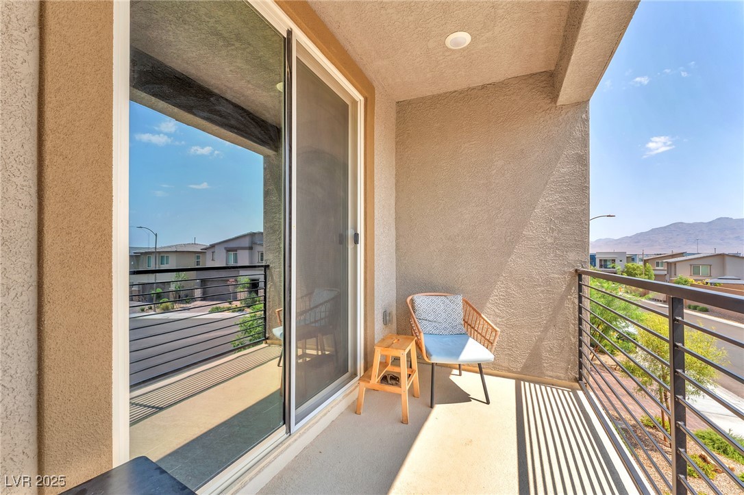 8879 Roadrunner Ravine Street Las Vegas NV 89166