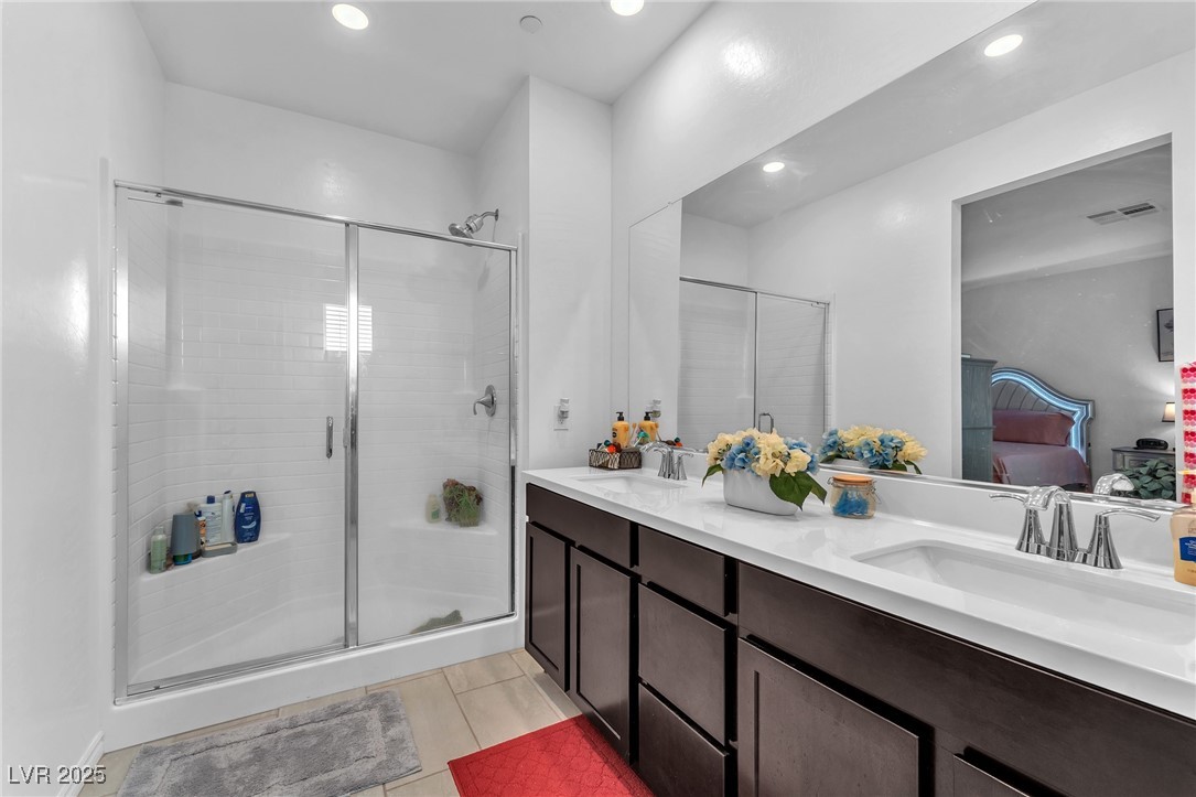 8879 Roadrunner Ravine Street Las Vegas NV 89166