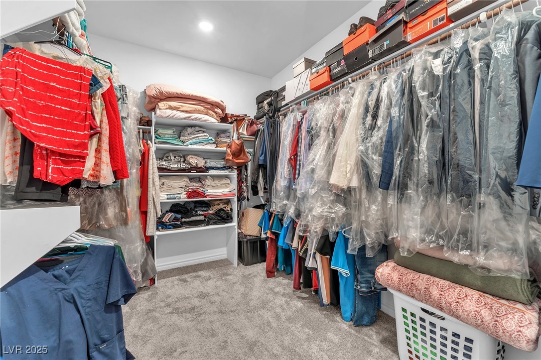 8879 Roadrunner Ravine Street Las Vegas NV 89166