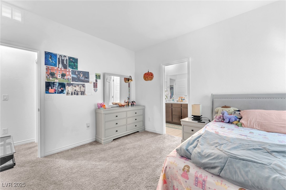 8879 Roadrunner Ravine Street Las Vegas NV 89166