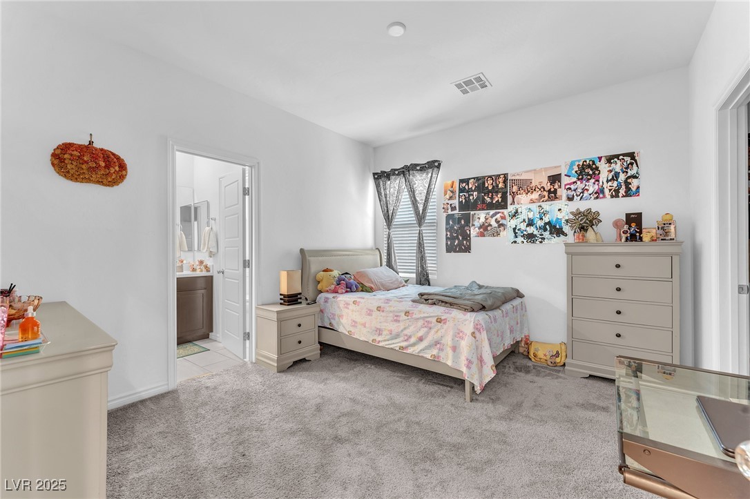 8879 Roadrunner Ravine Street Las Vegas NV 89166