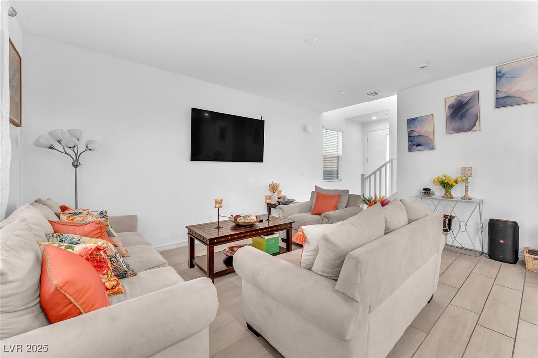 8879 Roadrunner Ravine Street Las Vegas NV 89166