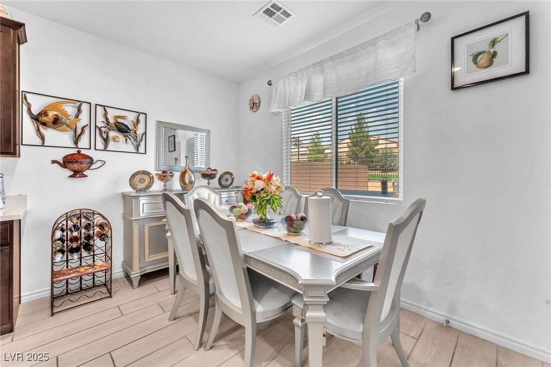 8879 Roadrunner Ravine Street Las Vegas NV 89166