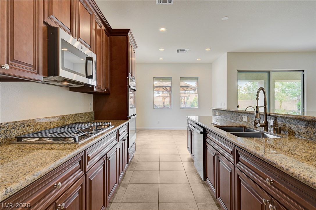 5532 Collier Hills Street Las Vegas NV 89149