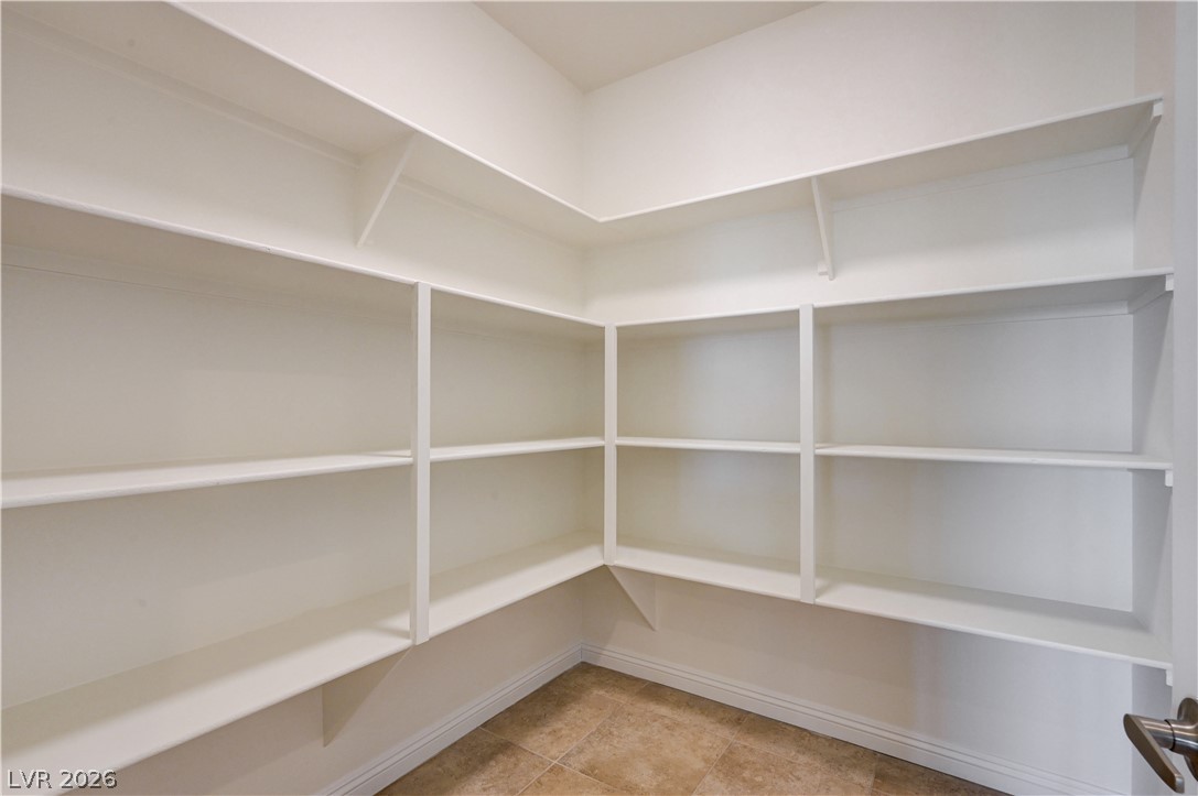 5532 Collier Hills Street Las Vegas NV 89149