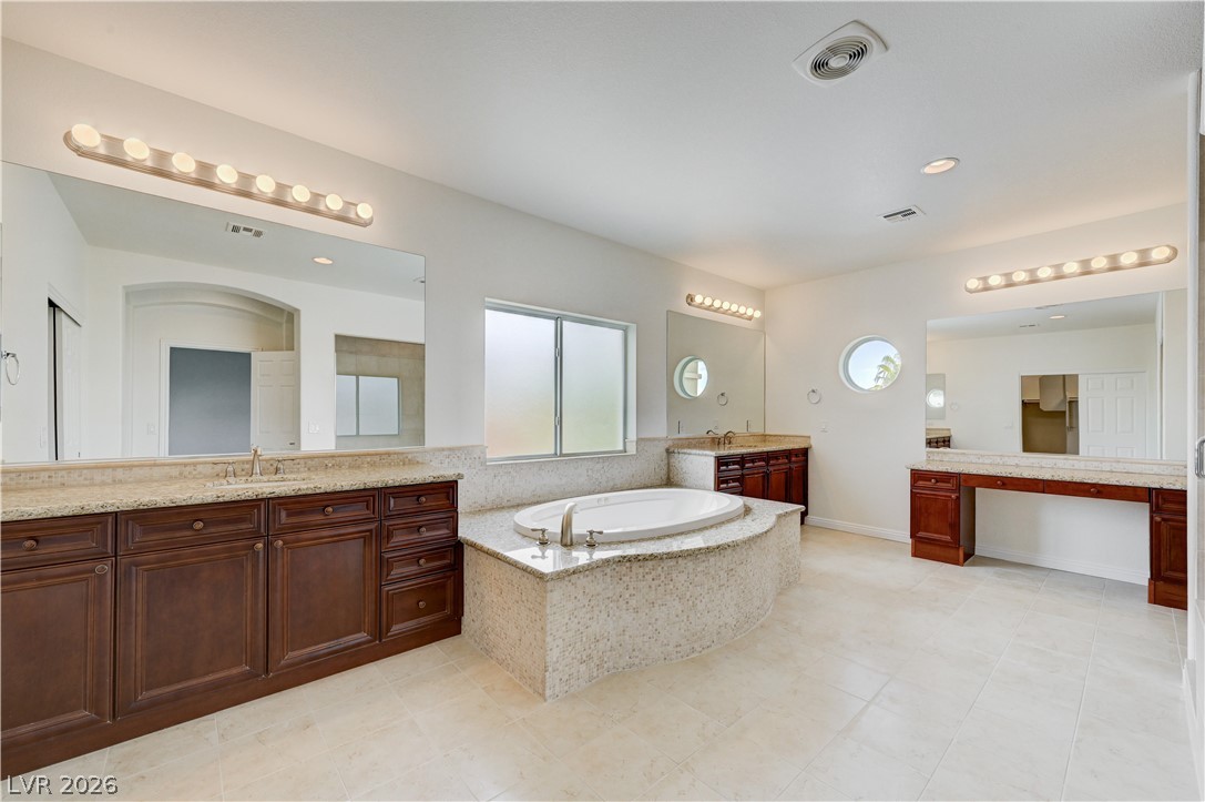 5532 Collier Hills Street Las Vegas NV 89149