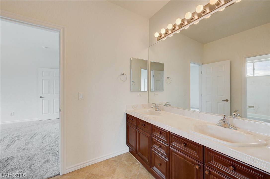 5532 Collier Hills Street Las Vegas NV 89149