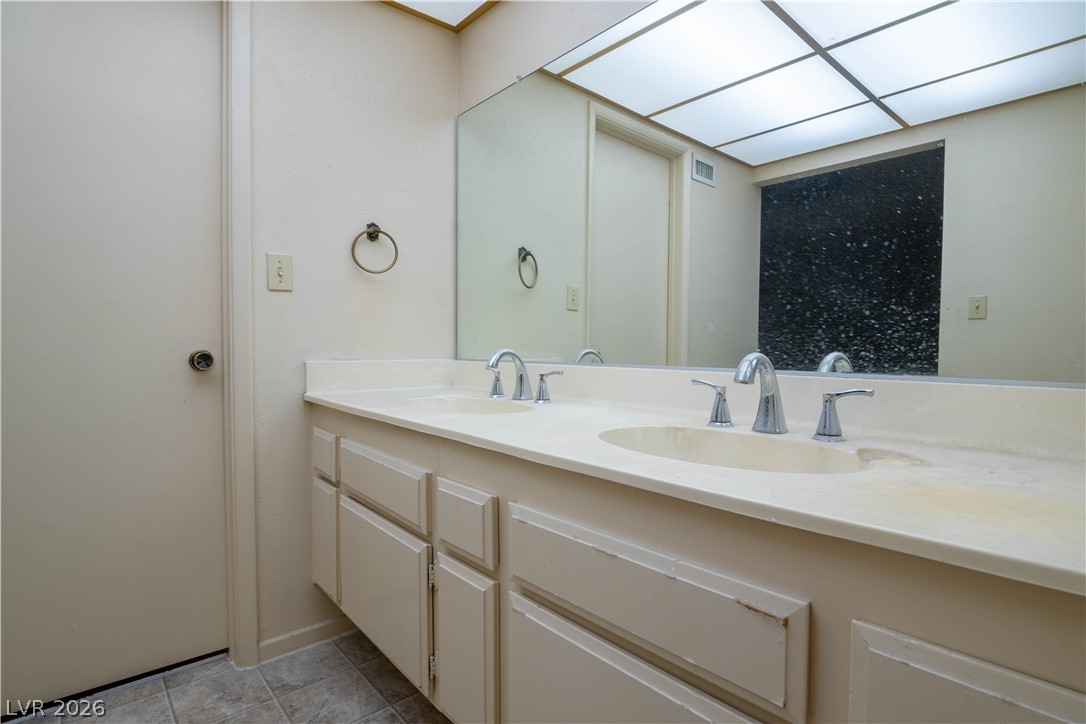 6333 Obannon Drive Las Vegas NV 89146