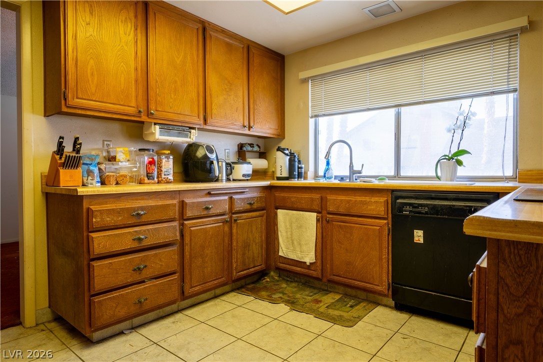 6333 Obannon Drive Las Vegas NV 89146