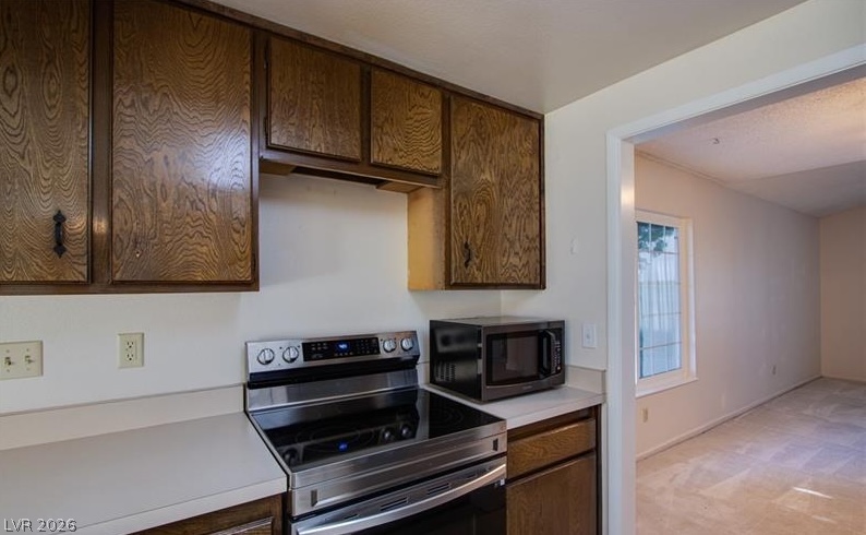 1995 Kamber Court Las Vegas NV 89119