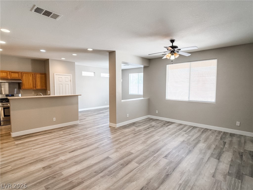 9082 Wine Cellar Avenue Las Vegas NV 89148
