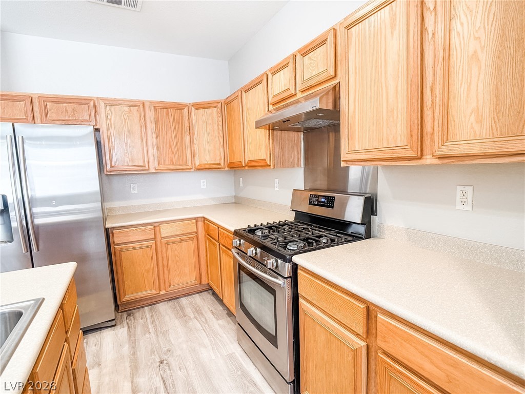 9082 Wine Cellar Avenue Las Vegas NV 89148