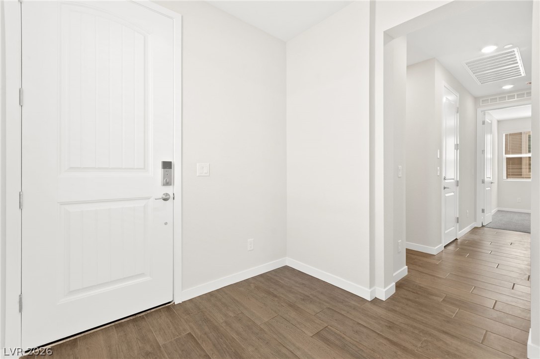 8321 Vanhoy Creek Street Las Vegas NV 89166
